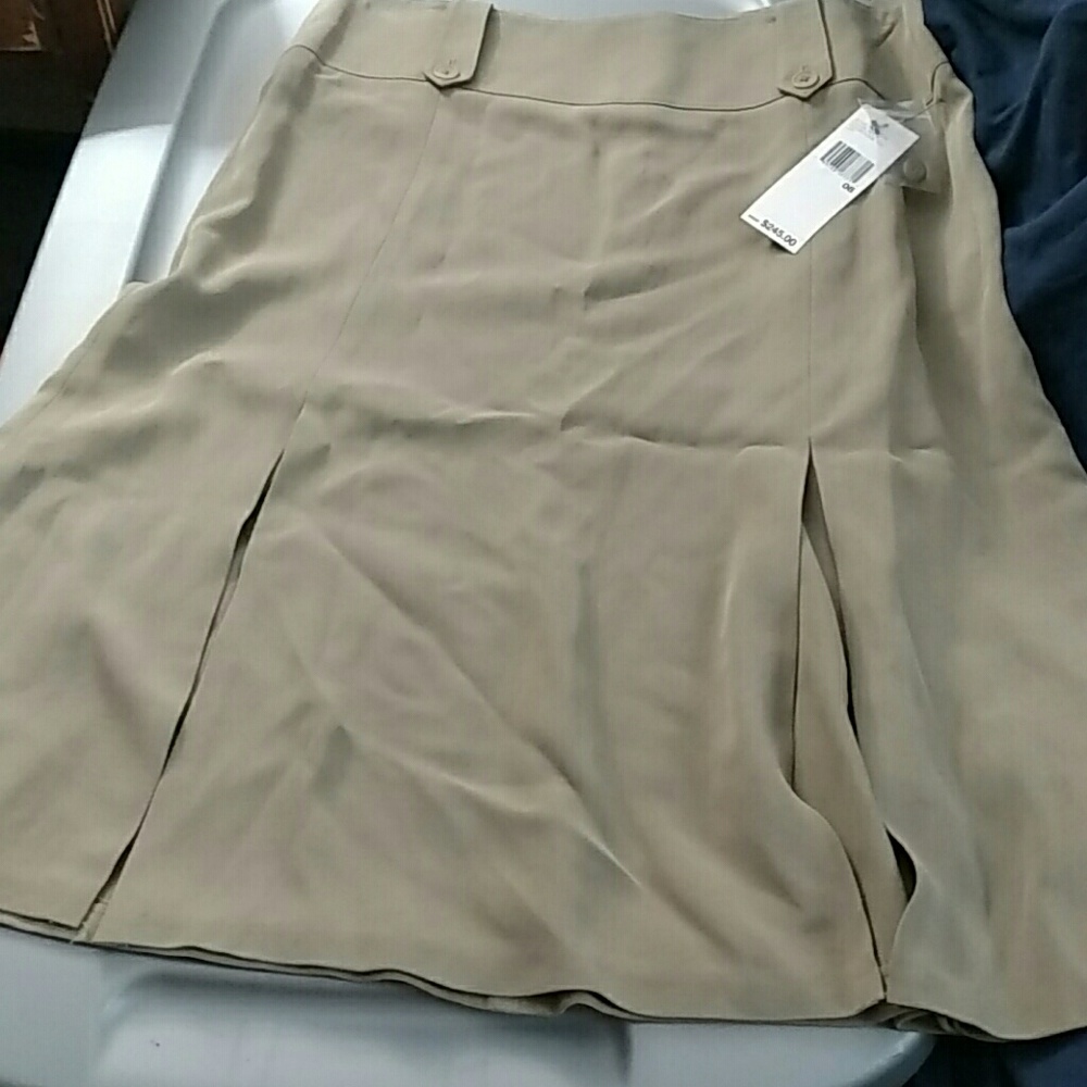 NWT DKNY Double Split Skirt  Size 8